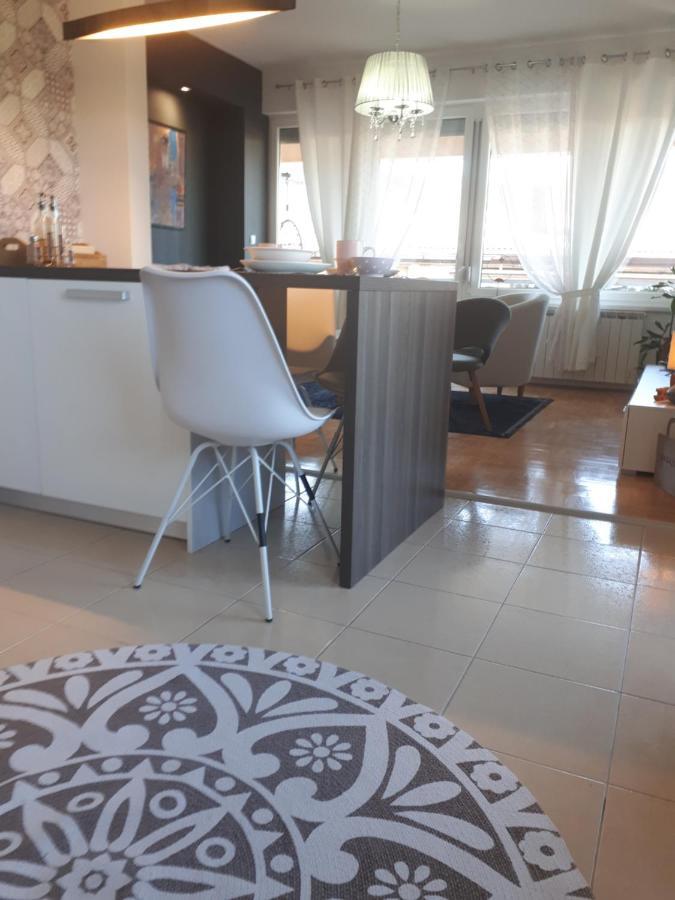 Apartman Diva Тузла Экстерьер фото