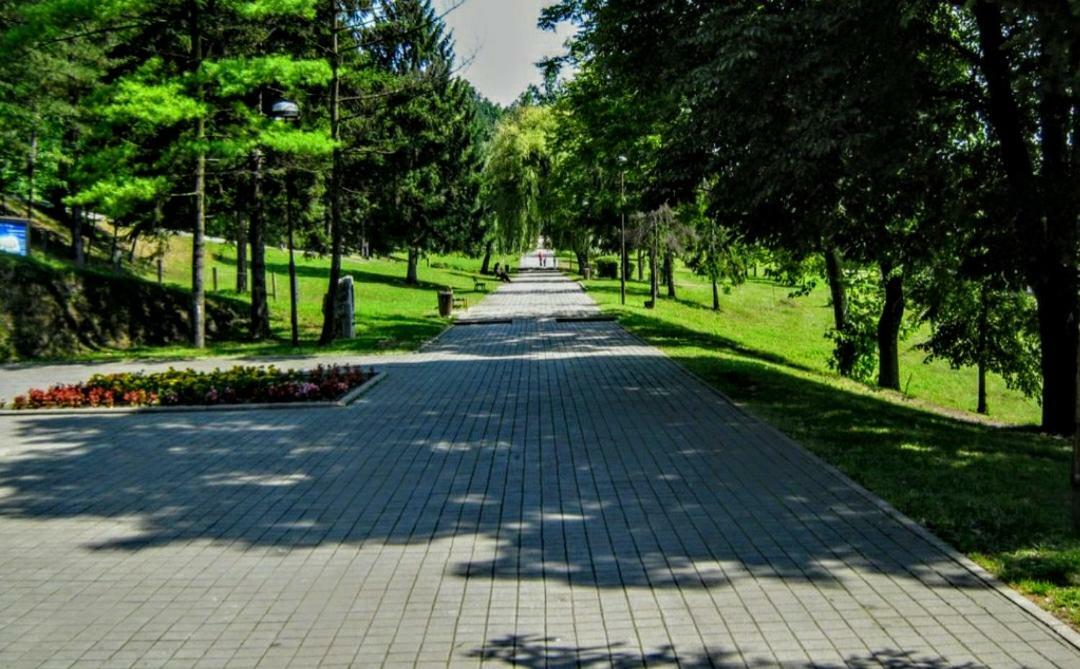 Apartman Diva Тузла Экстерьер фото